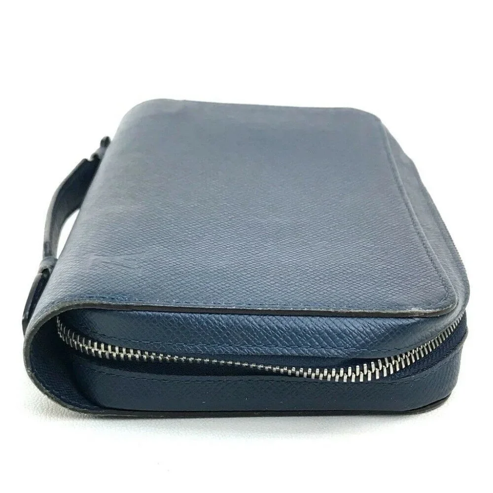 LOUIS VUITTON M42098 Taiga Zippy XL Clutch bag with handle Long Wallet Leather